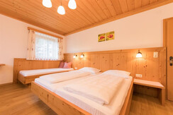 hainzbauer-2274 hainzbauer-2274