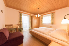 hainzbauer-2247 hainzbauer-2247