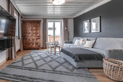 Wohnzimmer mit ausziehbarem Sofa - Appartement #2 Wohnzimmer mit ausziehbarem Sofa - Appartement #2