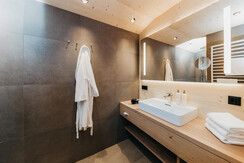 Biozimmer-AmTeich-rupertus_850_5258_cFotoBauer-b