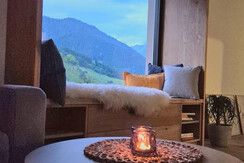 Panoramafenster_Tisch Panoramafenster_Tisch