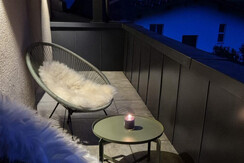 Dachterrasse_abends_stehend Dachterrasse_abends_stehend