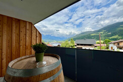 Balkon (2) Balkon (2)