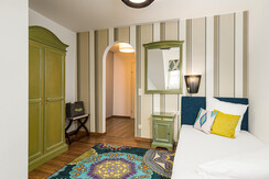 Single room vintage style