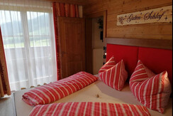 Bergblick Schlafzimmer 2