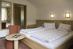 digital_13x18_cb_photography_Zimmer_Gaststube-4