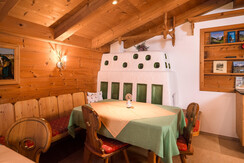 Breakfast and rest room