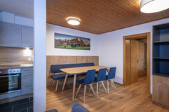 2024-06-11-6 (1) 2024-06-11-6 (1)