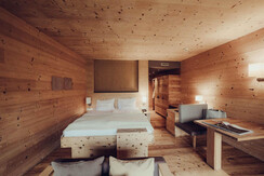Holzhotel Forsthofalm Leogang Rooms Zimmer Suiten 