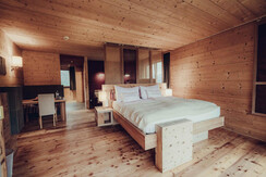 Holzhotel Forsthofalm Leogang Rooms Zimmer Suiten 
