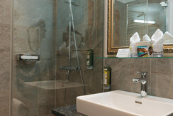 7_focus-media_web_suite-himmelreich14