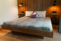 7_focus-media_web_juniorsuite-pinzgauer14