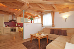 Wohnzimmer-Luxus-Appartement-Steiner-Leogang