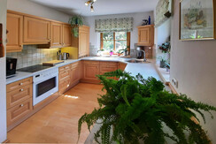 Landhausküche Natur Apartment EschenWald Landhausküche Natur Apartment EschenWald